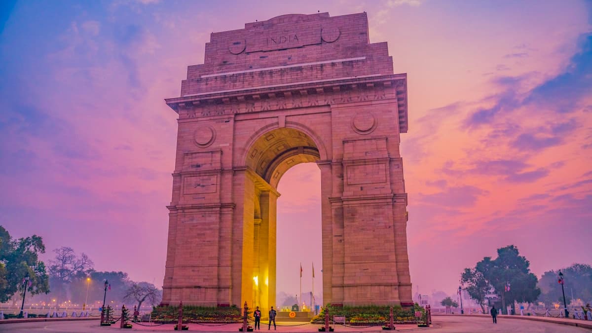 Maharashtra Vs Karnataka Registration - illustration 1